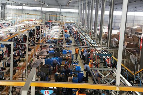 羊年新春第一道亮麗風(fēng)景--新大洲電動(dòng)車(chē)三大工廠(chǎng)全員出動(dòng)支援生產(chǎn)