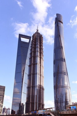 上海陸家嘴的三大高層建筑 現代都市的壯麗地標